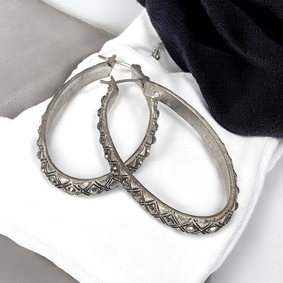 5 For $25💫Retro Gunmetal Hoops - Picture 1 of 5